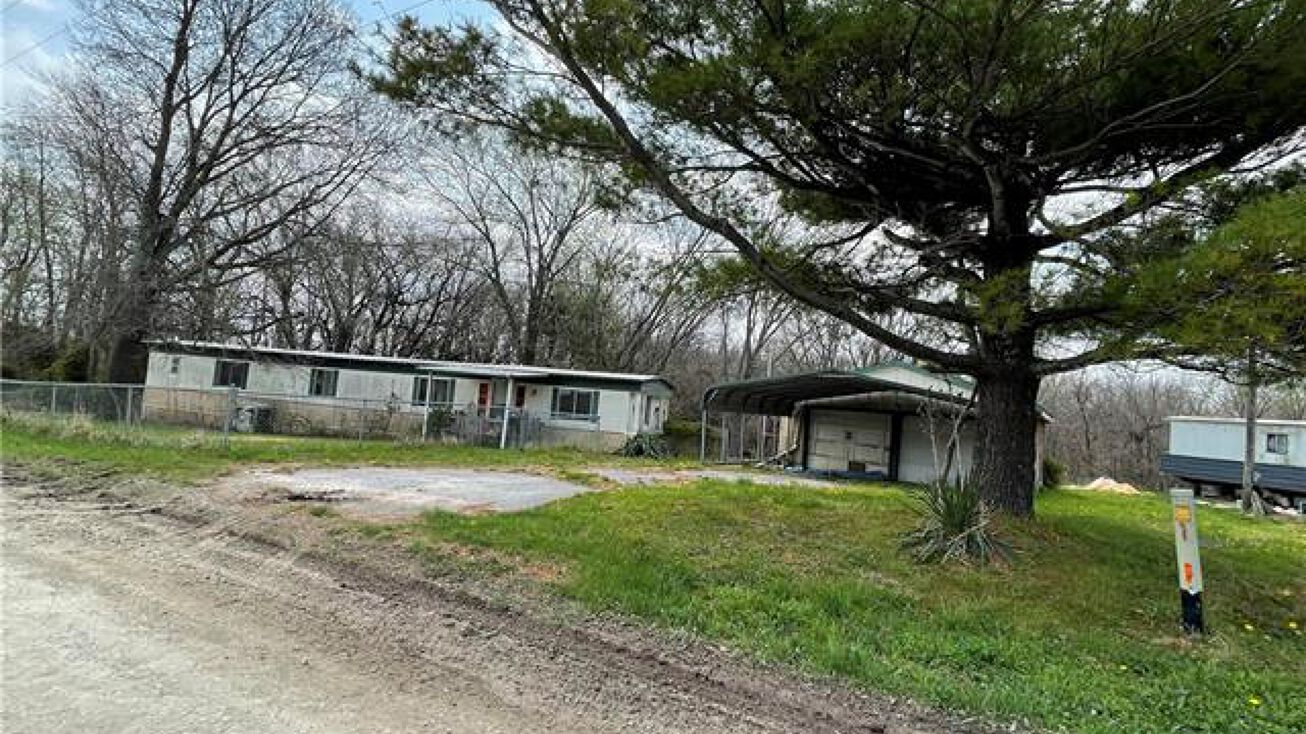 12278 Wheatley Road, Odessa, MO 64076