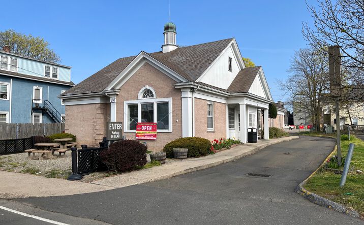 image of property at 65 VAN ZANT ST Norwalk CT 06855-1919