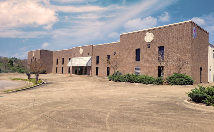 Pictures of Industrial property located at 104 Corporate Woods Cir, Alabaster, AL 35007 for comps - image #1