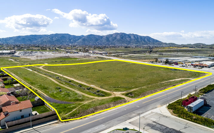 Pictures of Land property located at 770 W Tehachapi Blvd, Tehachapi, CA 93561 for sales - image #1