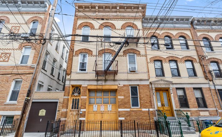 20-40 Palmetto St, Queens, NY 11385 | Crexi.com