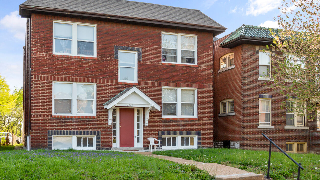 4566 Loughborough Ave, St. Louis, MO 63116