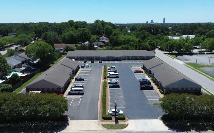 Pictures of Office property located at 4521 E Honeygrove Rd, Virginia Beach, VA 23455 for sales - image #1