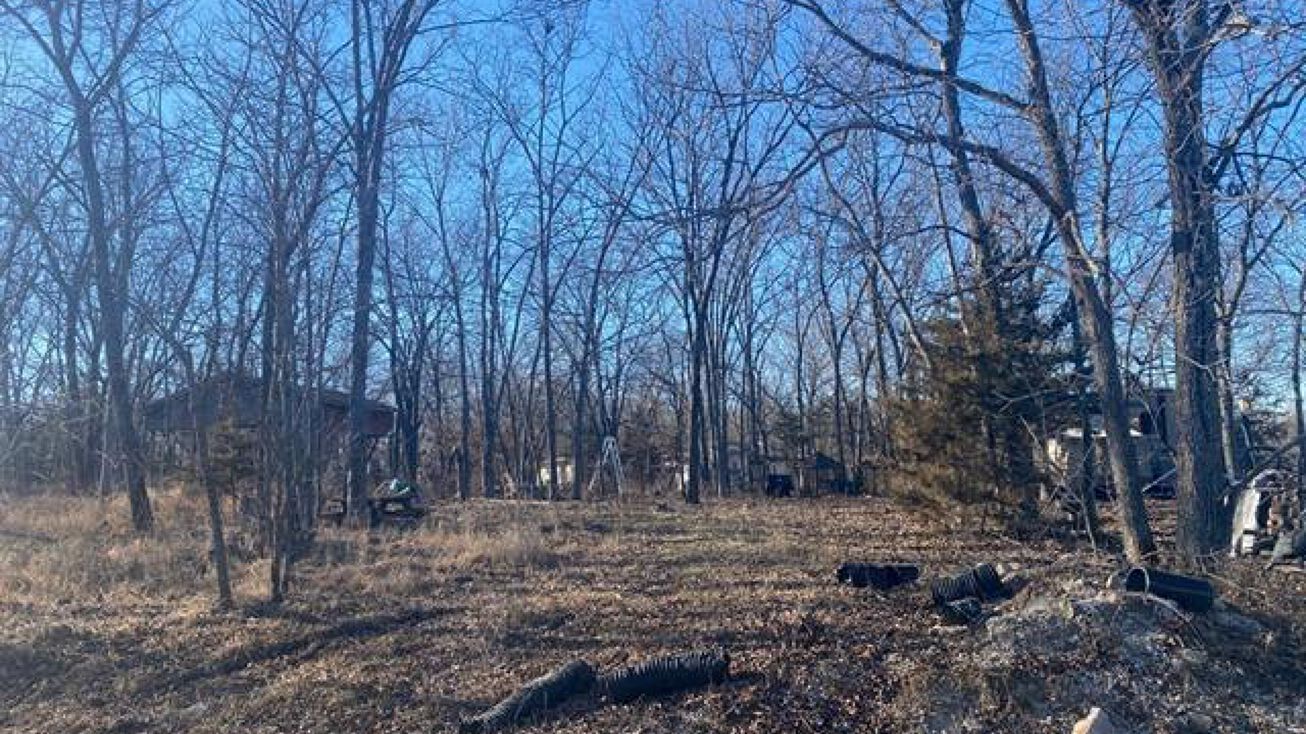 30 E Crestwood Circle, Linn Valley, KS 66040