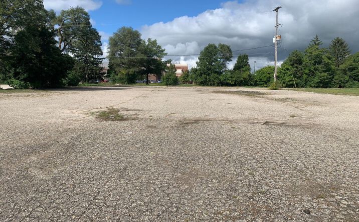 Pictures of Land property located at 1206 S Mission St, Mount Pleasant, MI 48858 for sales - image #1