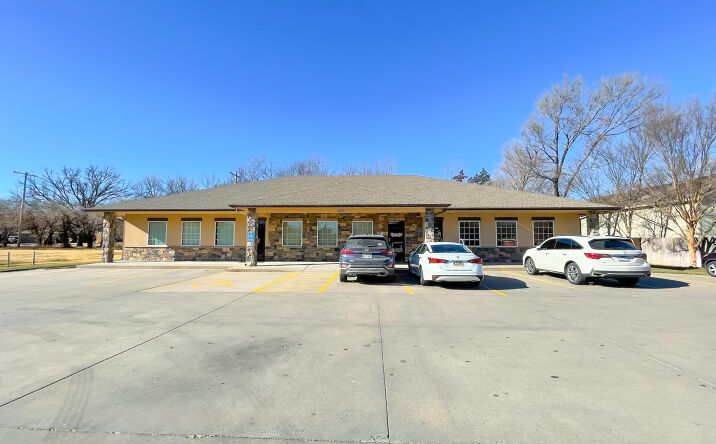 Pictures of Office property located at 123 N Tyler Rd, Wichita, KS 67212 for comps - image #1