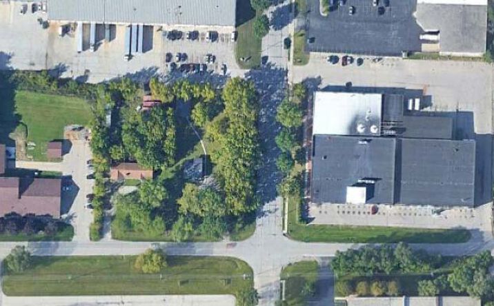 Pictures of Land property located at 8100 W Calumet Rd, Milwaukee, WI 53051 for sales - image #1