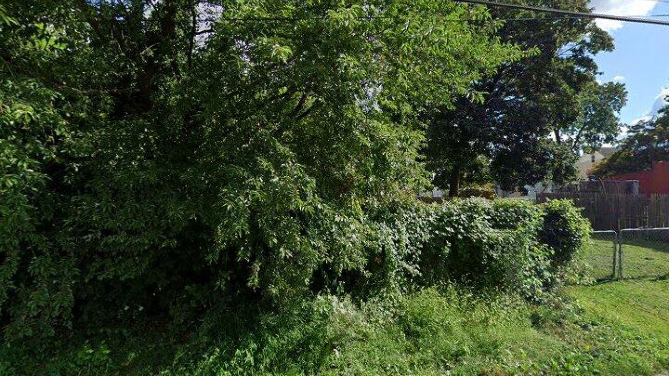 8041 Montague St, Philadelphia, PA 19136 Land for Sale 8041