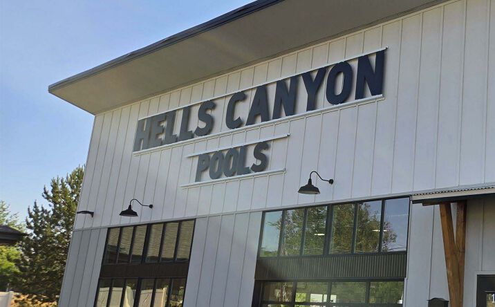 Pictures of Retail, Office property located at 1445 5th St, Clarkston, WA 99403 for sales - image #1