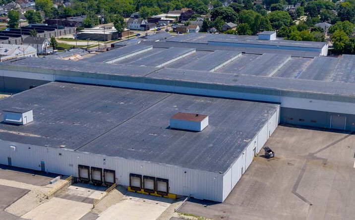 Pictures of Industrial property located at 3122 14th Ave, Kenosha, WI 53140 for sales - image #1