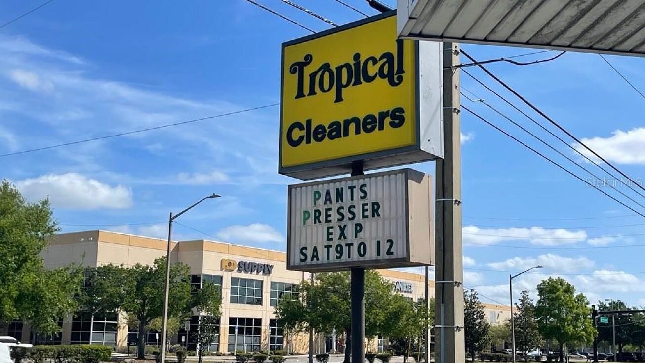 4000 Old Winter Garden Road,, Orlando, FL 32805 Retail Property for