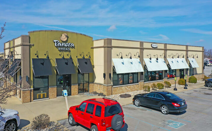 Pictures of Retail property located at 1941 S Reed Rd, Kokomo, IN 46902 for comps - image #1