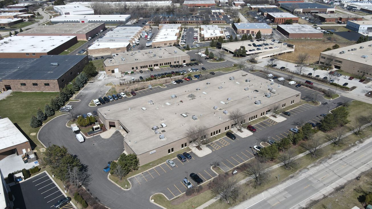 600 Joliet Rd, Willowbrook, IL 60527