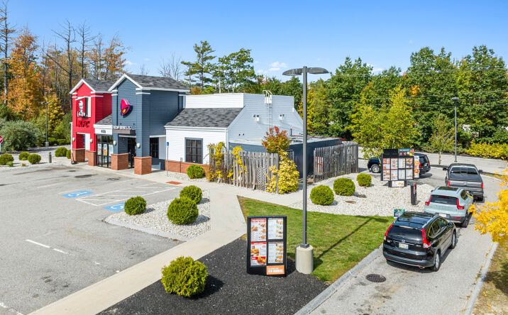 Pictures of Retail property located at 200 Gallery Blvd, Scarborough, ME 04074 for sales - image #1