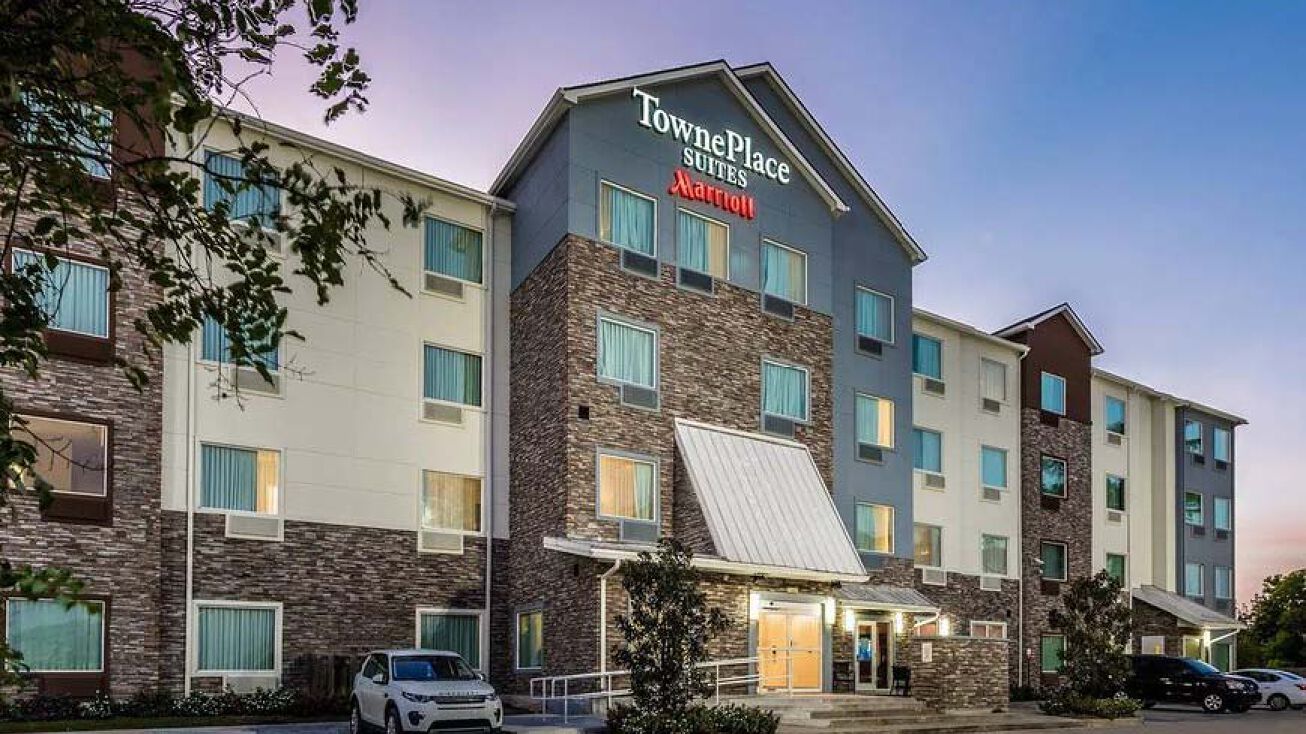 1800 Central Blvd, Harvey, LA 70058 Hospitality Property for Sale