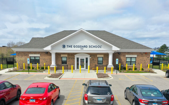 Pictures of Retail property located at 1050 Barclay Blvd, Buffalo Grove, IL 60089 for comps - image #1