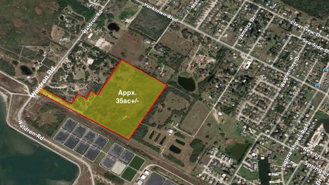 4121 Waldron Rd, Corpus Christi, TX 78418