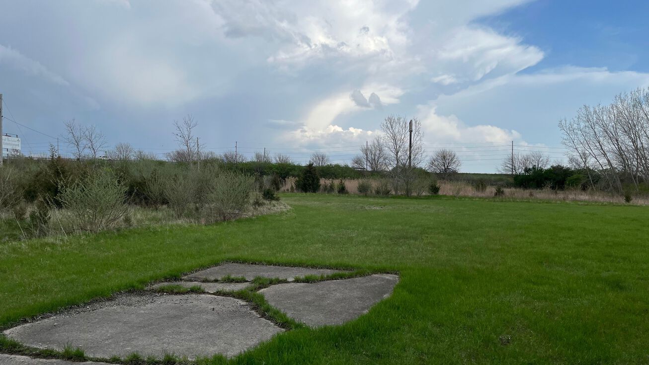 232 Lasalle Rd, La Salle, IL 61301