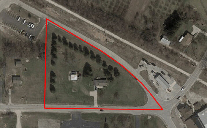 Pictures of Land property located at 3248 Lighthouse Ln, West Bend, WI 53090 for sales - image #1