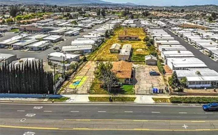 Pictures of Multifamily property located at 12278 5th St, Yucaipa, CA 92399-2418 for sales - image #1