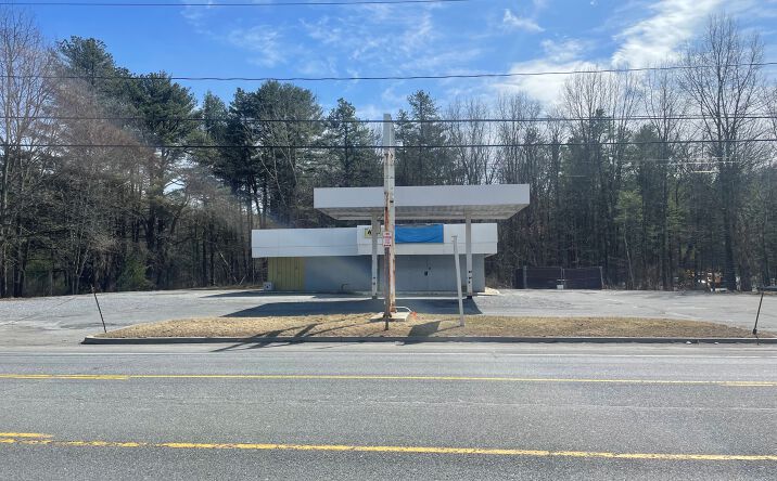 Pictures of Retail property located at 1288 Saratoga Rd, Gansevoort, NY 12831 for sales - image #1
