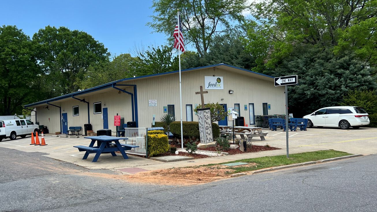 275 S Broad St, Mooresville, NC 28115