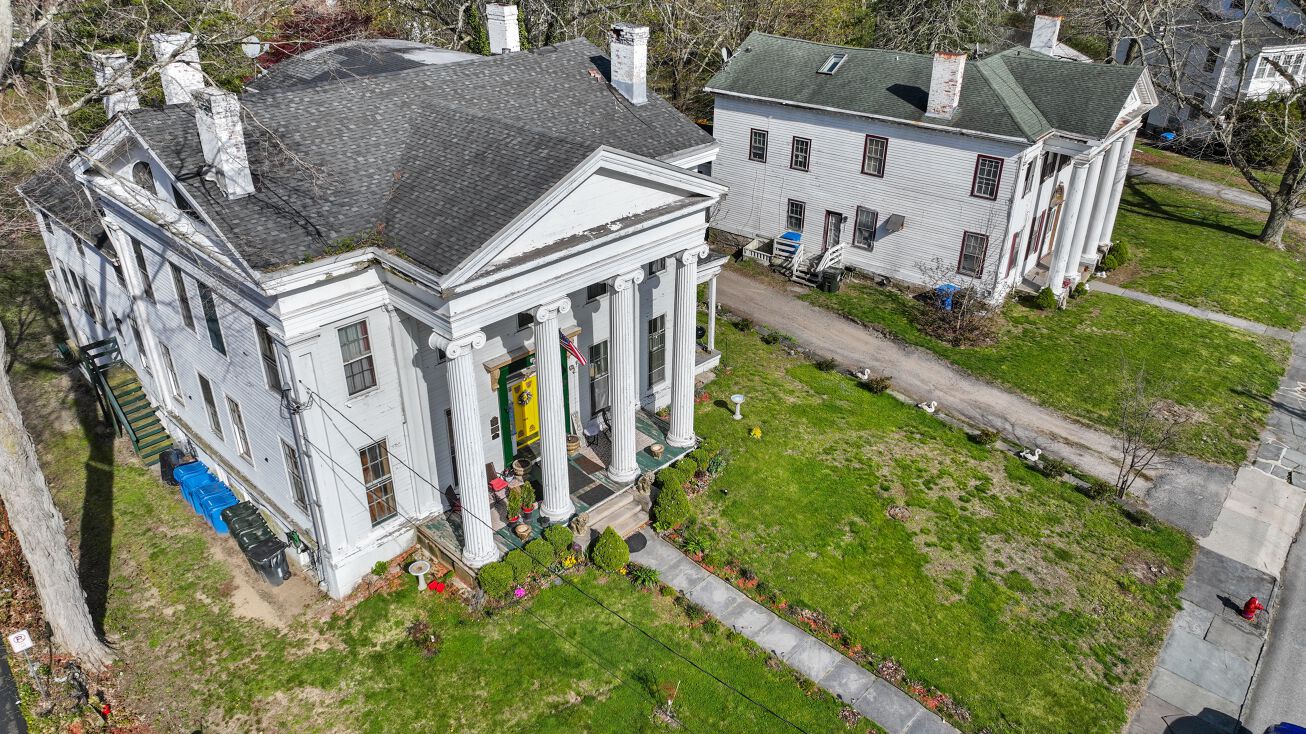 171 Broadway, Norwich, CT 06360