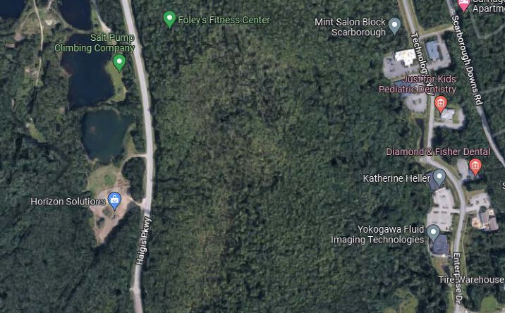 Pictures of Land property located at 31 Haigis Pkwy, Scarborough, ME 04074 for comps - image #1