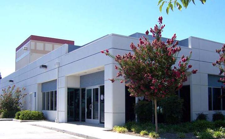 Pictures of Industrial property located at 1945 Kyle Park Ct, San Jose, CA 95125 for comps - image #1