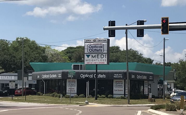 Pictures of Retail property located at 3202 W Kennedy Blvd, Tampa, FL 33609 for sales - image #1