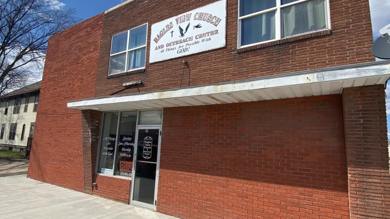 111 4th Street E, Thief River Falls, MN 56701