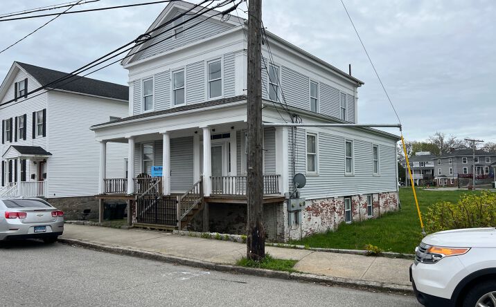image of property at 40 COIT ST New London CT 06320-5904 APN: 95-F13-151-3