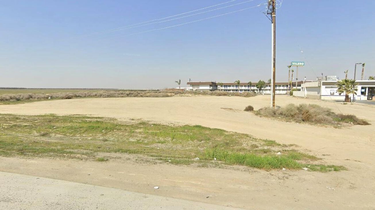 21938 CA46, Lost Hills, CA 93249