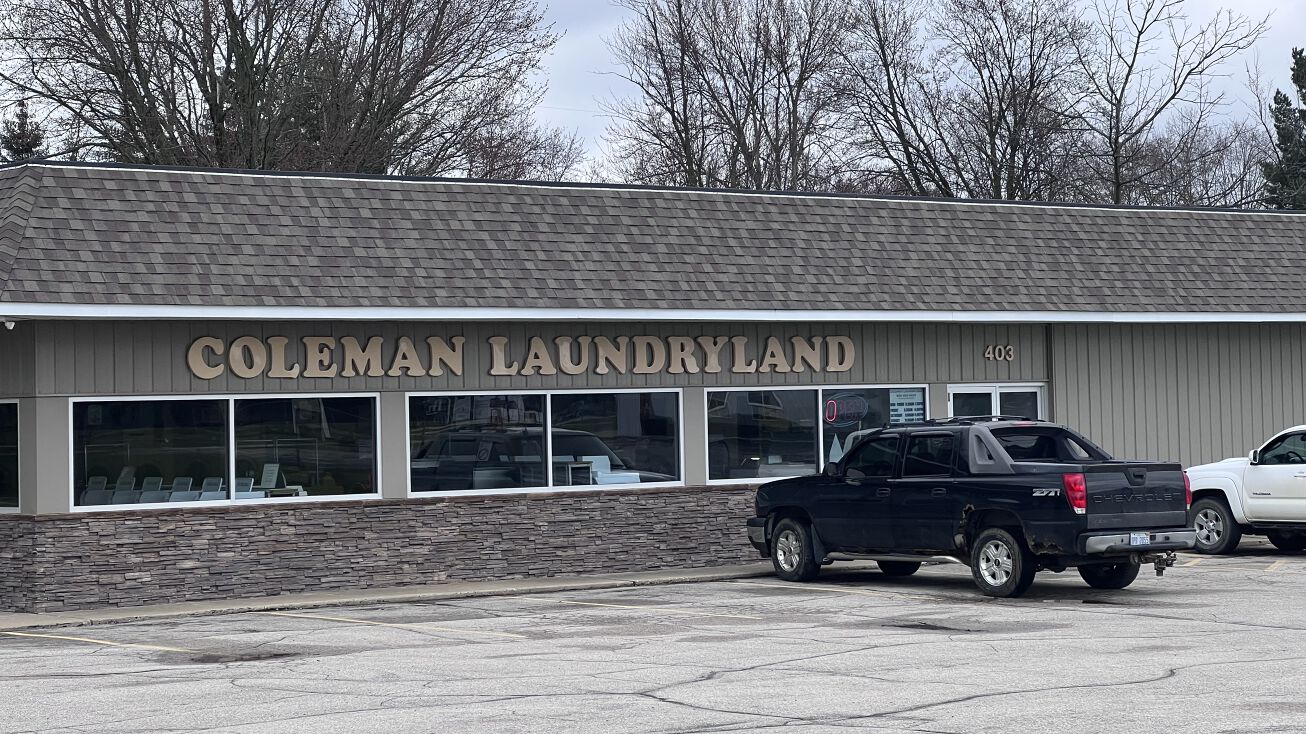 403 E Washington St, Coleman, MI 48618 Hospitality Property for Sale