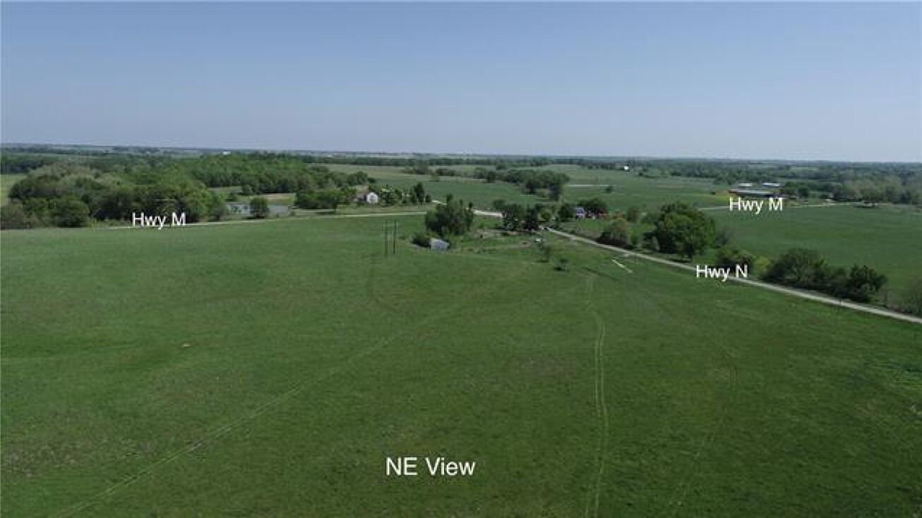 3914 N N Highway, Chilhowee, MO 64733