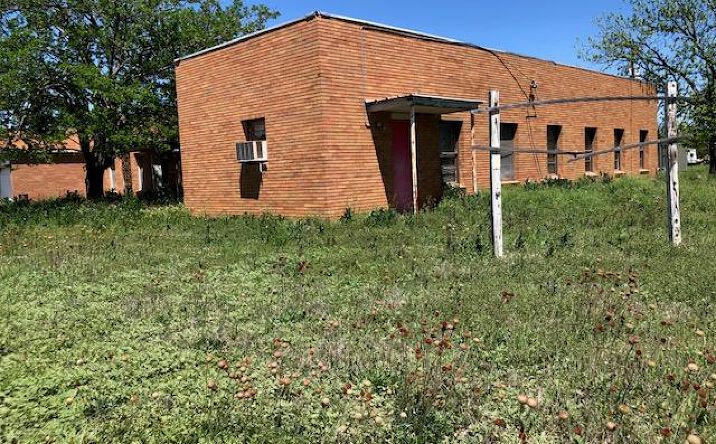 Pictures of Retail, Land property located at 517 S State St, Bronte, TX 76933 for sales - image #1