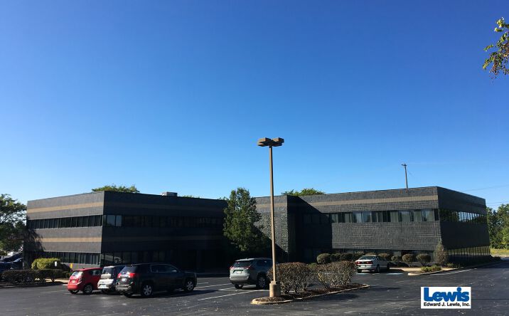 Pictures of Office property located at 5121 Mahoning Ave, Austintown, OH 44515 for sales - image #1
