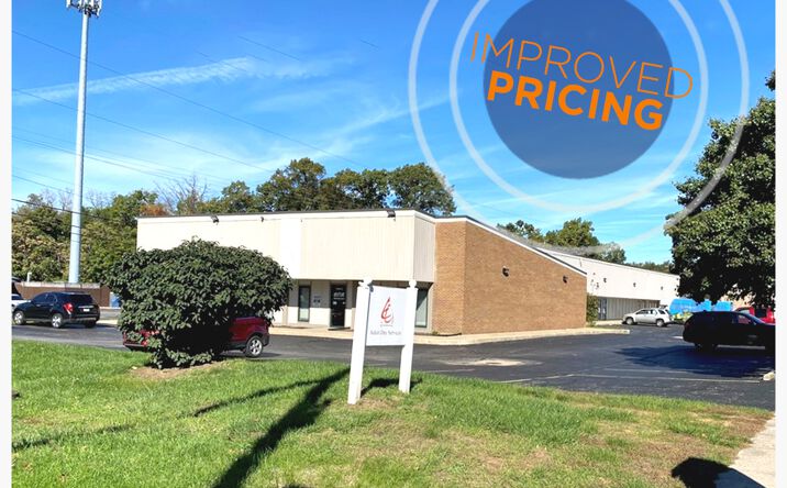 Pictures of Office, Industrial property located at 2100 W Alexis Rd, Toledo, OH 43613 for comps - image #1