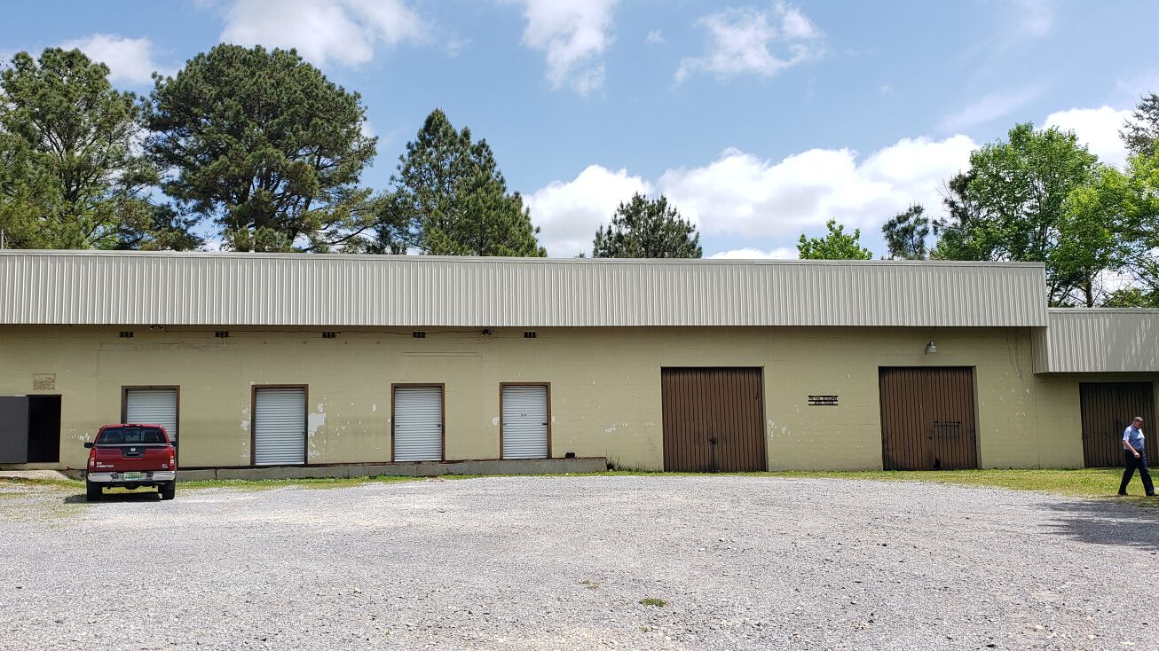 23rd St S, Fort Payne, AL 35967
