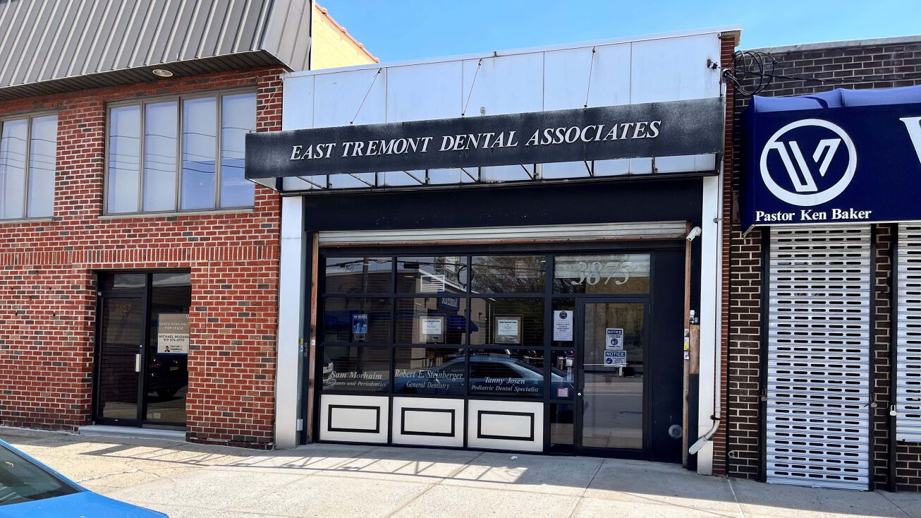 3875 East Tremont Ave, Bronx, NY 10465