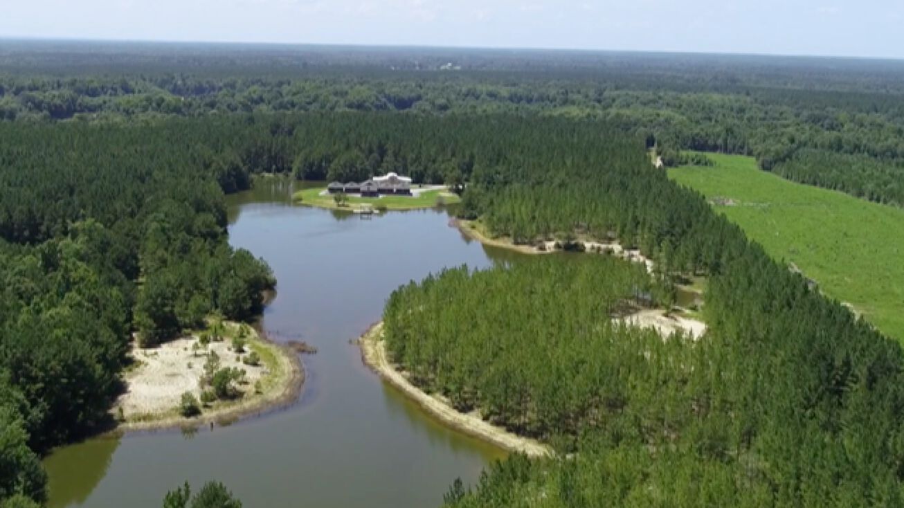 232 Mahned Rd, New Augusta, MS 39462