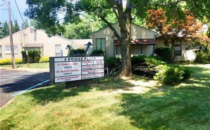 image of property at 4 BRIDGE PLAZA DRIVE Manalapan NJ 07726