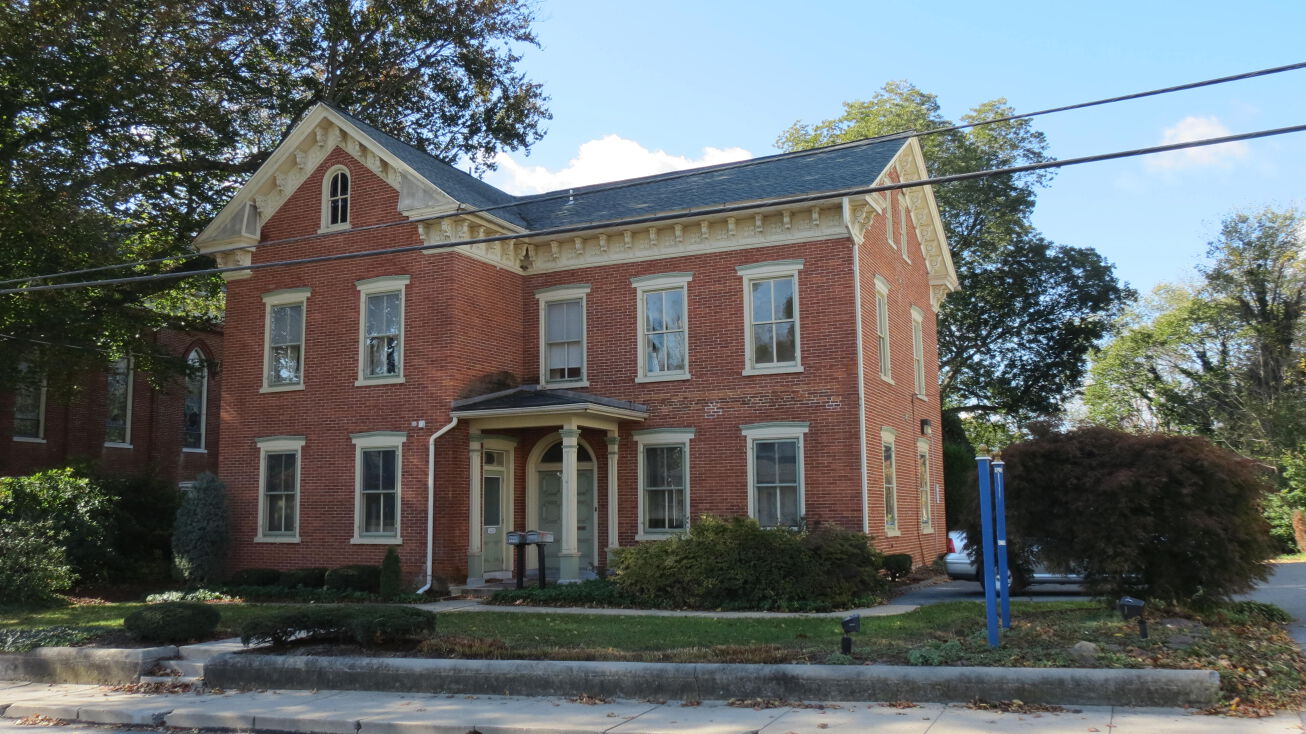323 N. Street, Millersville, PA 17551 Office Property for Sale 4,500+/ SF Converted