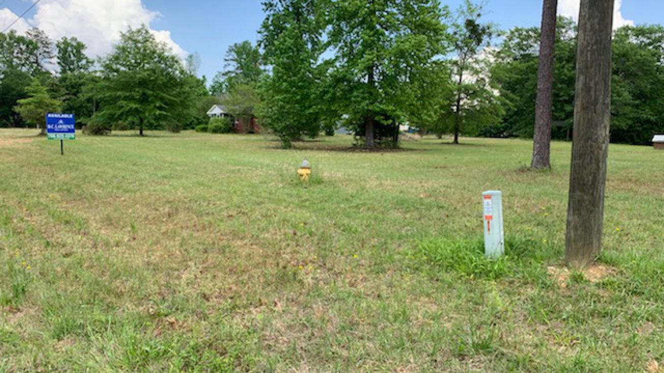 2392 Cobbham Rd, Thomson, GA 30824