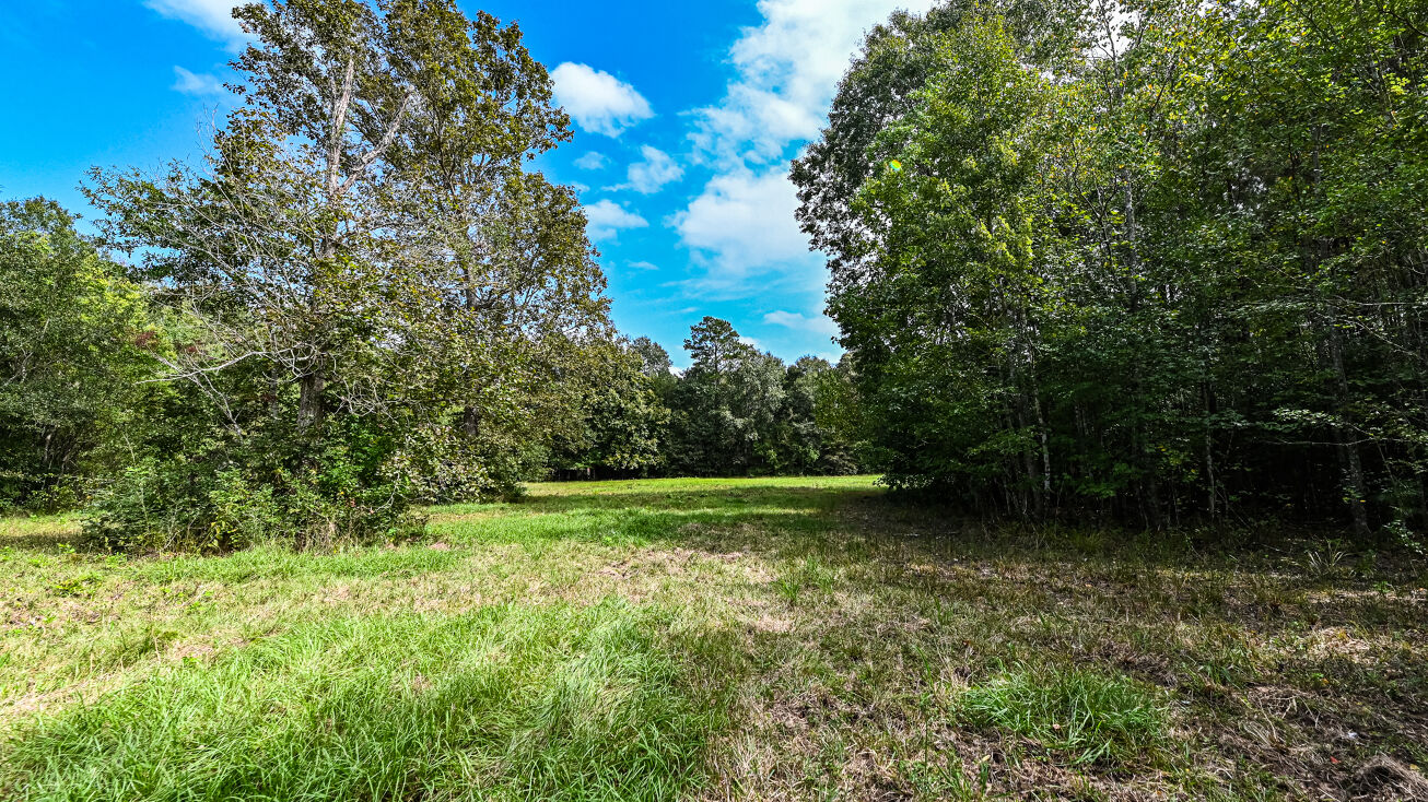 0 TX105, Liberty, TX 77575