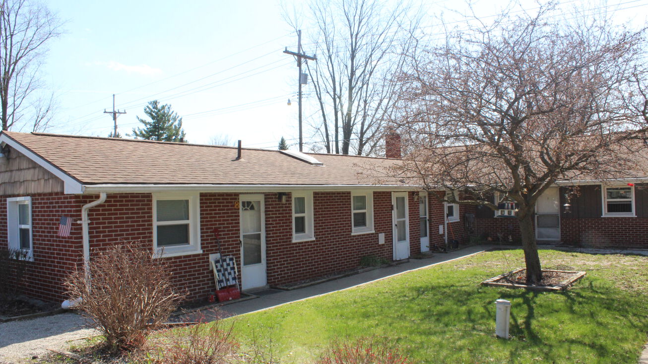 10003 Dixie Hwy, Clarkston, MI 48348