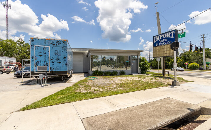 Pictures of Industrial property located at 1701 S Main St, Gainesville, FL 32601 for sales - image #1