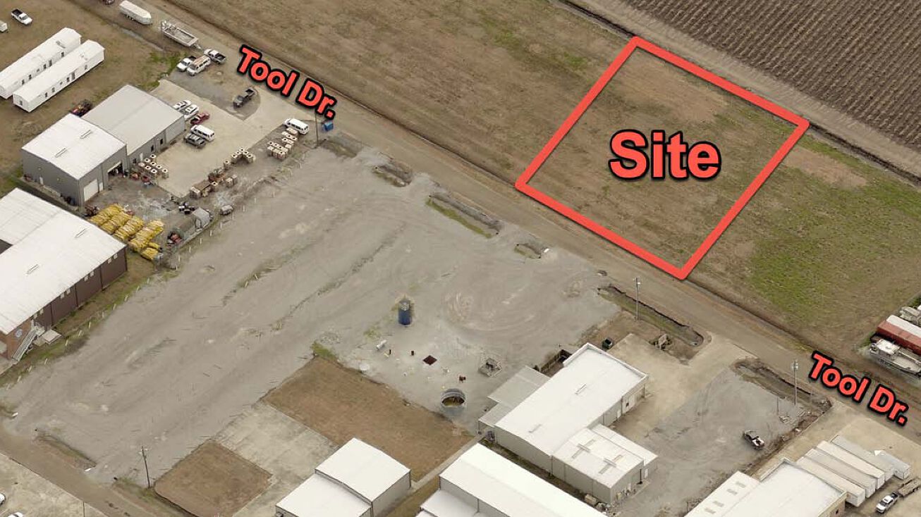 Tool Drive, Lot 3, New Iberia, LA 70560
