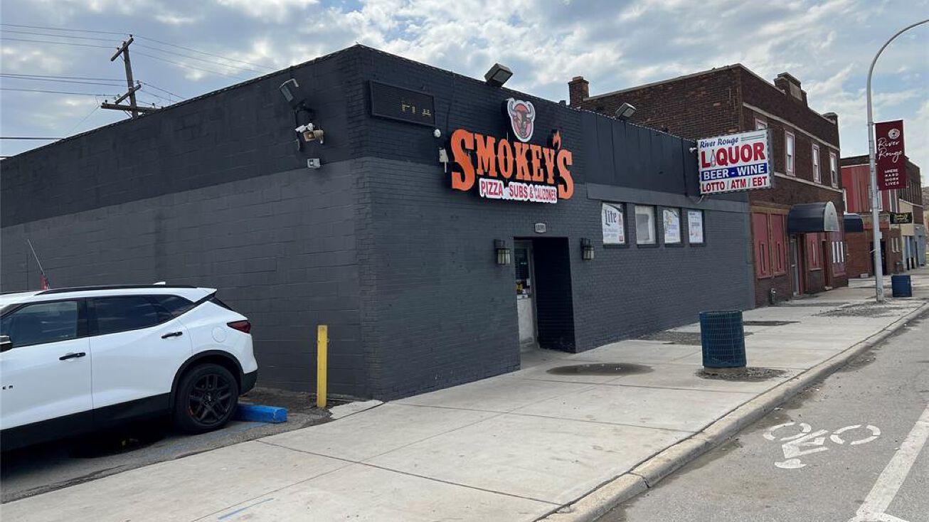 10391 W Jefferson Ave, River Rouge, MI 48218