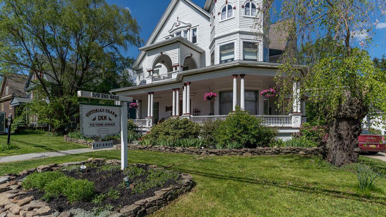 118 York Ave, Towanda, PA 18848 Hospitality Property for Sale 118